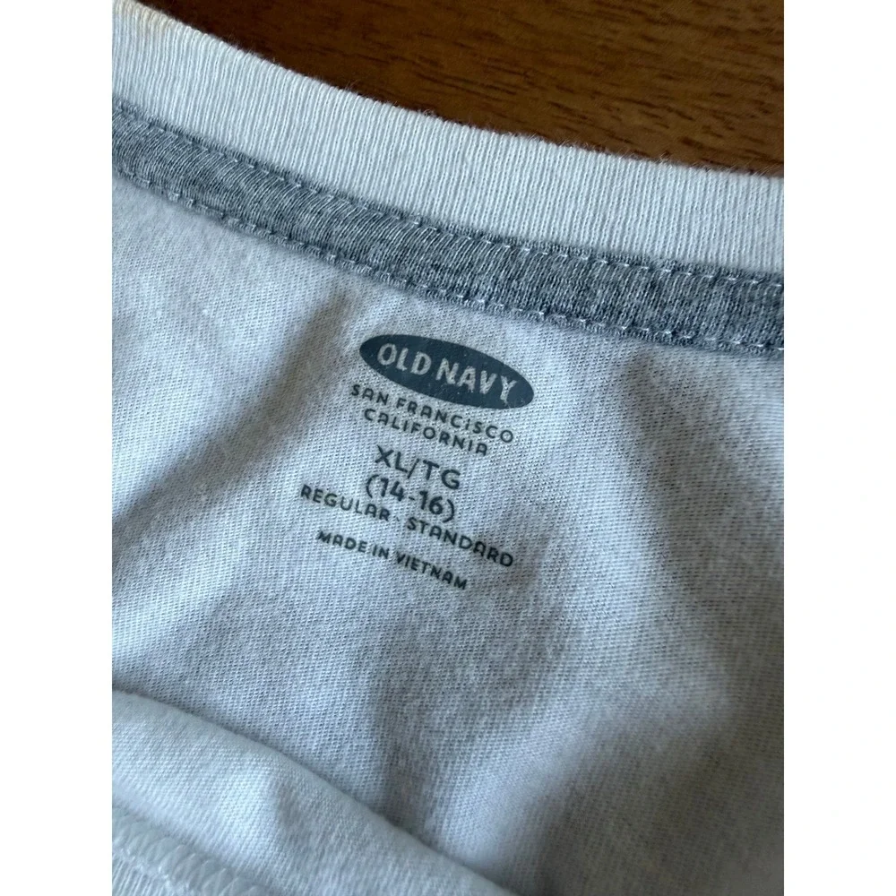 Old Navy Boys XL 14-16 White Long Sleeve T-Shirt Crew Neck Cotton Blend Basic